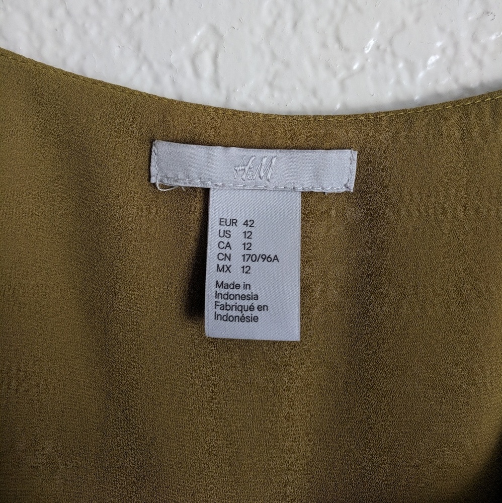 Green H&M Ruffled Tank - Picture 3 of 4